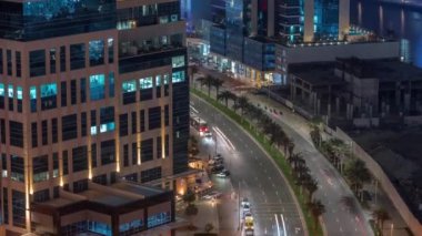 Körfez Meydanı bölge gece zaman çizelgesi karışık kullanım ve Dubai 'deki Business Bay' de bulunan düşük katlı kompleks ofis binaları