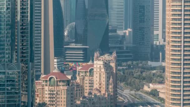 Vista aérea del timelapse del distrito DIFC del Centro Financiero Internacional de Dubai — Vídeo de stock