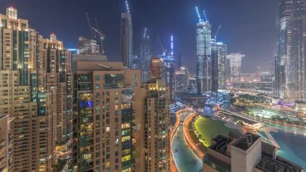 Skyskrapor skyline i Dubai Downtown på kvällen antenn timelapse. — Stockvideo