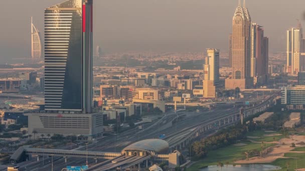 Vista aérea da Sheikh Zayed Road em Dubai Internet Cidade da Internet timelapse — Vídeo de Stock