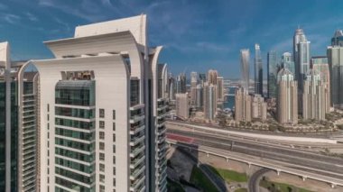 Dubai Marina karayolu kavşağı spagetti kavşağı zaman kavşağı