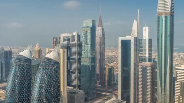 Centro finanziario della città di Dubai con timelapse grattacieli di lusso, Dubai, Emirati Arabi Uniti — Video Stock