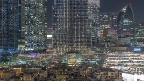 Dubai Downtown noite timelapse com arranha-céu mais alto e outras torres — Vídeo de Stock