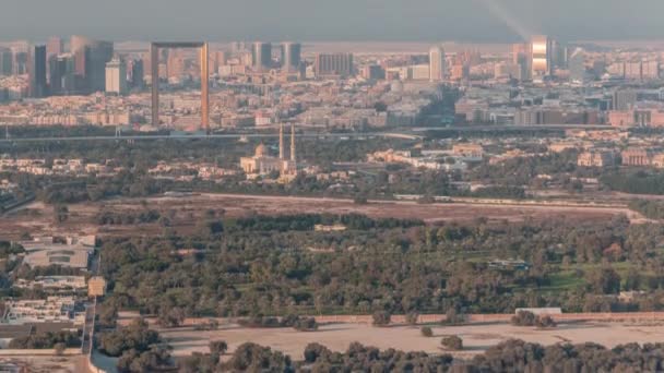 Skyline της πόλης του Ντουμπάι με σύγχρονους ουρανοξύστες στην περιοχή Deira και Zabeel εναέρια timelapse — Αρχείο Βίντεο