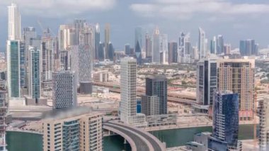 Dubai 'nin finans bölgesindeki gökdelenler..