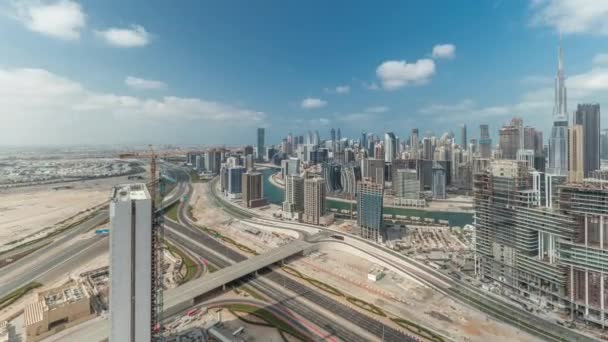 Panorama mostrando skyline de Dubai com baía de negócios e centro da cidade timelapse. — Vídeo de Stock