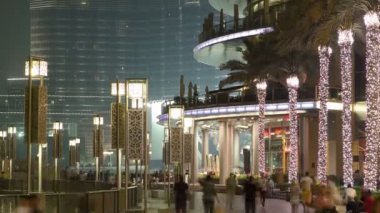 Dubai Çeşmesi, gece, BAE timelapse yakın alanı