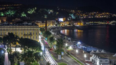 Gece geçiş timelapse, Fransa için güzel bir gün hava Panoraması akşam. Old Town ışıklı küçük sokakları ve waterfront güneş battıktan sonra. Yolda trafik