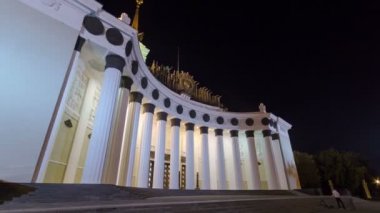 Merkez Pavilion Vdnh VDKNh sergide Moskova Timelapse hyperlapse. Rusya
