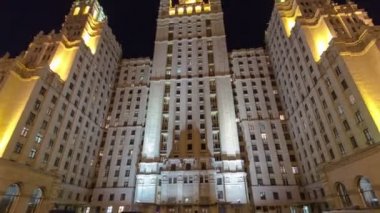 Stalins ünlü gökdelen üzerinde Kudrinskaya Meydanı timelapse hyperlapse, Moskova, Rusya Federasyonu.