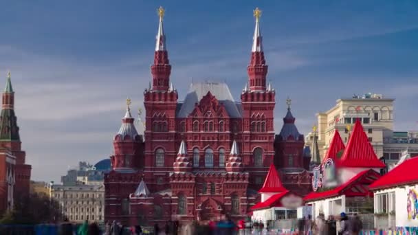 Az állami történelmi Múzeum Oroszország timelapse hyperlapse. Vörös tér és a lovagló Moszkva tér között található — Stock videók