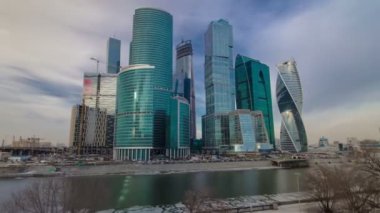 Gökdelenler uluslararası iş merkezi City adlı akşam hyperlapse timelapse, Moskova, Rusya Federasyonu