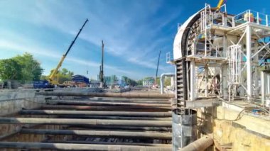 Yeni bir dairesel metro hattı inşaatı. Rusya, Moskova timelapse