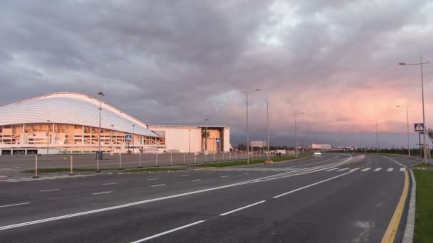 Олимпийский стадион Fisht and road timelapse in Sochi, Russia — стоковое видео