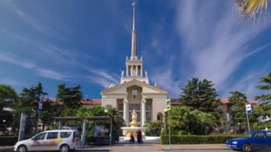 Gezinti çeşme yolcu terminal timelapse hyperlapse önünde tanrıçası