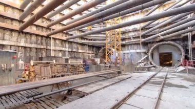 Yeni bir dairesel metro hattı inşaatı. Rusya, Moskova timelapse