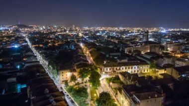 Bahar gece timelapse günbatımı, Porto, Portekiz sonra Portos eski şehrin çatıları