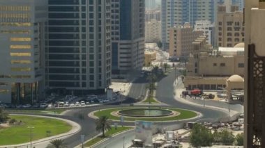 Gün doğumundan sonra çatı sabah Ajman Cityscape. Ajman, Birleşik Arap Emirlikleri'ndeki Ajman Emirliği'nin başkentidir..