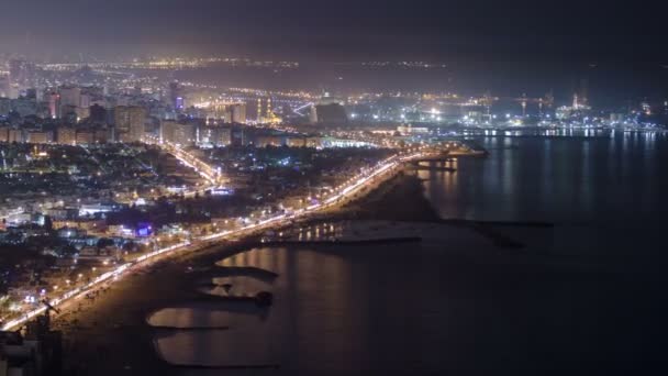 Panoramiczny widok na wybrzeże Szardży z Ajman timelapse na dachu-trzecie największe i najbardziej zaludne miasto w Zjednoczonych Emiratach Arabskich — Wideo stockowe