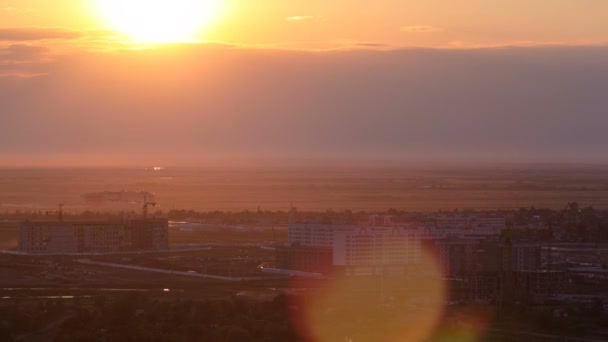 Veduta della città moderna di Astana al tramonto timelapse . — Video Stock