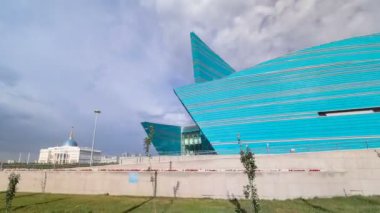 Kazakistan Merkez konser salonu timelapse hyperlapse, benzersiz mimari tasarımı, sermaye yapısı en kalabalık konser