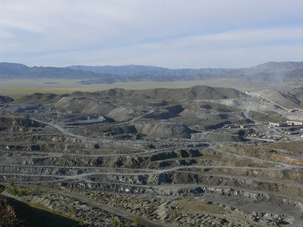 Asbest ayıklama üzerinde sanayi kompleksi