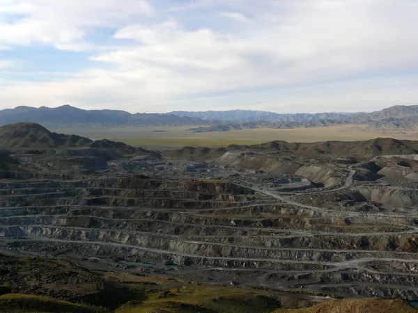 Asbest ayıklama üzerinde sanayi kompleksi