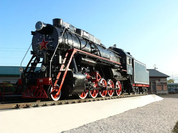 Lokomotif. Abakan şehir tren istasyonu