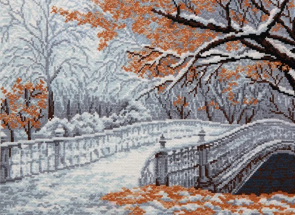 Kanal üzerinden yaya köprüsü