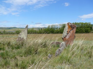 Yağmaladılar antik barrow