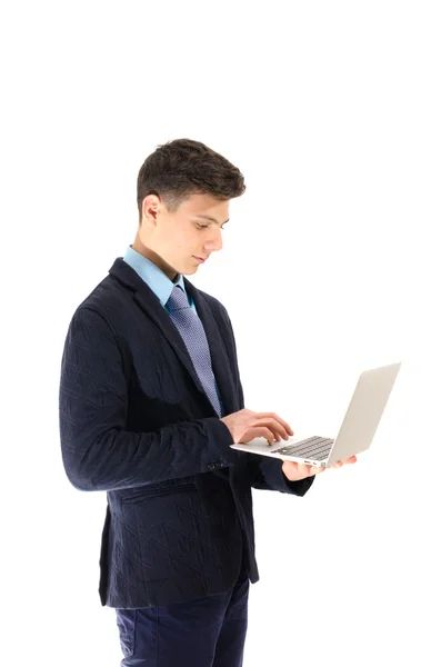 Teenager stundent konzentriert am Laptop arbeiten isoliert auf whi — Stockfoto