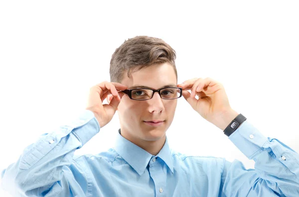Adolescente con gafas nuevas en ojos aislados sobre fondo blanco — Foto de Stock