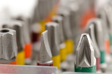 Beyaz elektrikli tornavida bıçaklar