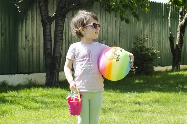 Niña lista para la playa —  Fotos de Stock