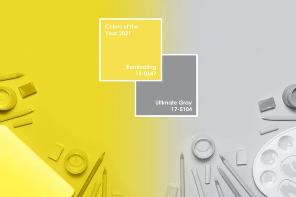 Künstlerischer Arbeitsplatz Mit Leuchtenden Gelben Und Ultimativen Grauen Werkzeugen Kreatives — Stockfoto