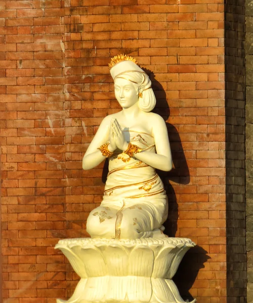 화이트 여자의 동상 — 스톡 사진