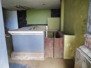 Bedugul, Bali, Endonezya, terk edilmiş bir otel