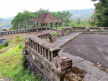 Bedugul, Bali, Endonezya, terk edilmiş bir otel