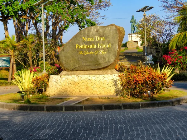 Nusa Dua bahçesi, Bali