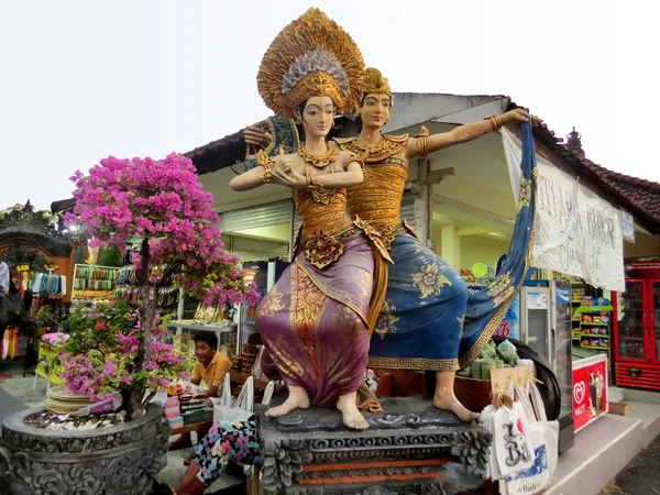 Estatua del industrial en el templo de Tanah Lot, Bali, Indonesia — Foto de Stock