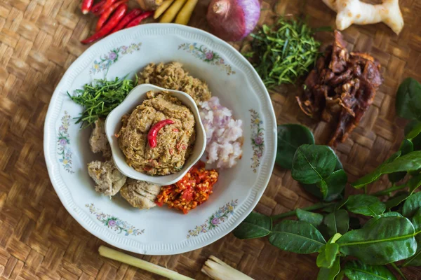 Pickled fish chopped with ingredient (herb and spice). Selective — Stock Photo, Image