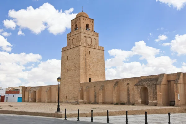 La Grande Moschea di Kairouan in Tunisia — Foto Stock