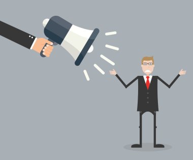 Megafon içinde çığlık patron