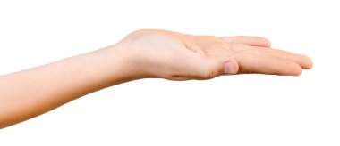 Avuç içi boş genç bir el beyaz arka planda izole edilmiş. Nesneleri göstermek veya almak için avuç içini yukarı kaldır.