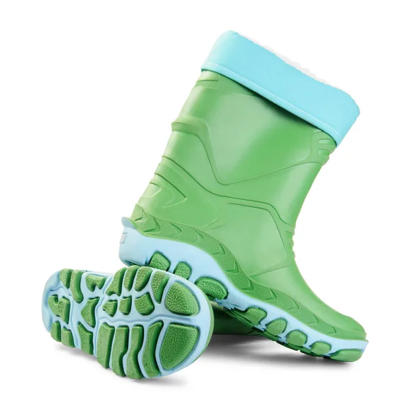 白い背景に隔離された緑の防水ゴムブーツのペア 水や悪天候からの足の保護 — ストック写真