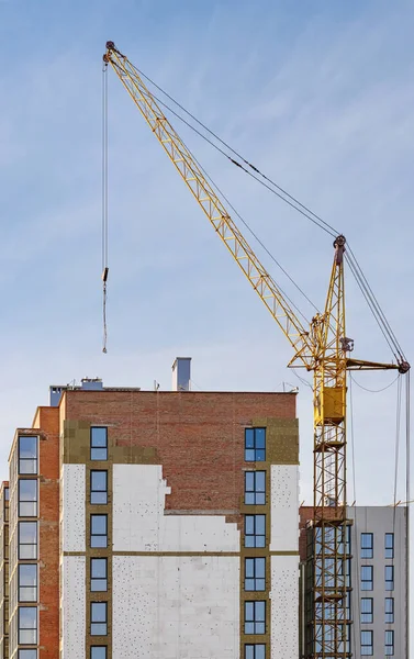 Construction Site New Residential Building Tower Crane Background Blue Sky — Stock Photo, Image