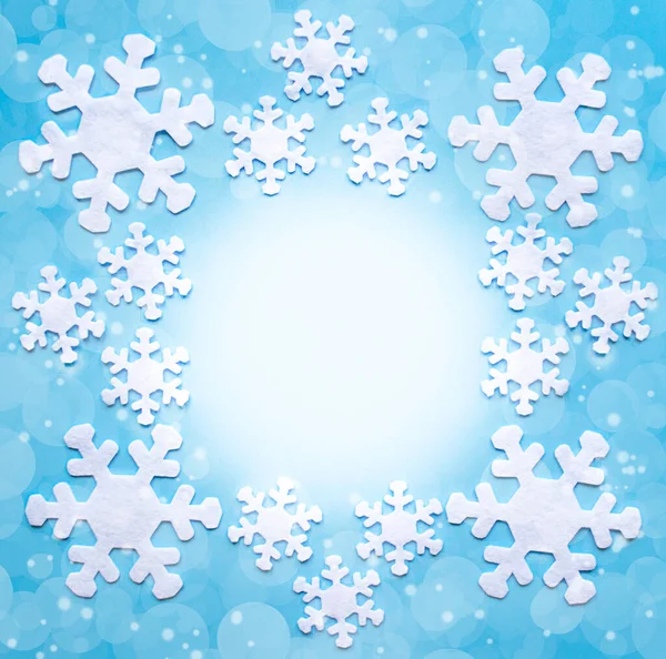 Χριστουγεννιάτικη κάρτα με θέση για κείμενο. χειμερινή σύνθεση νιφάδων χιονιού — Φωτογραφία Αρχείου