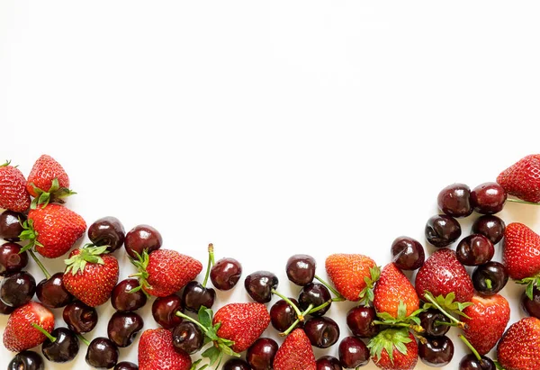 Strawberries Cherries Lie White Background Copy Space — Stockfoto