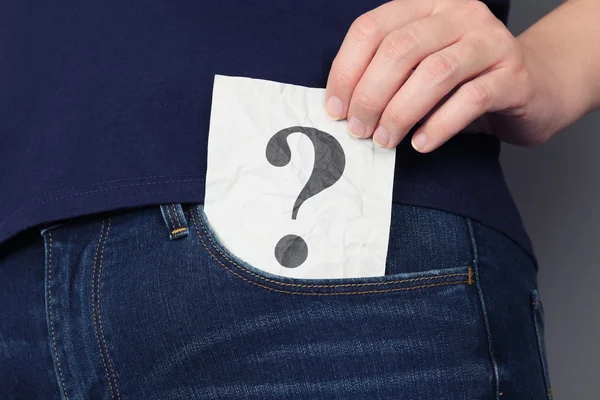 Point d'interrogation en poche de jeans — Photo