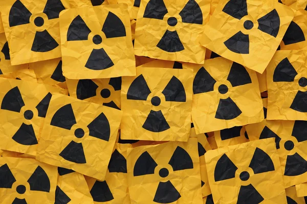 Zerknüllte radioaktive Spuren — Stockfoto